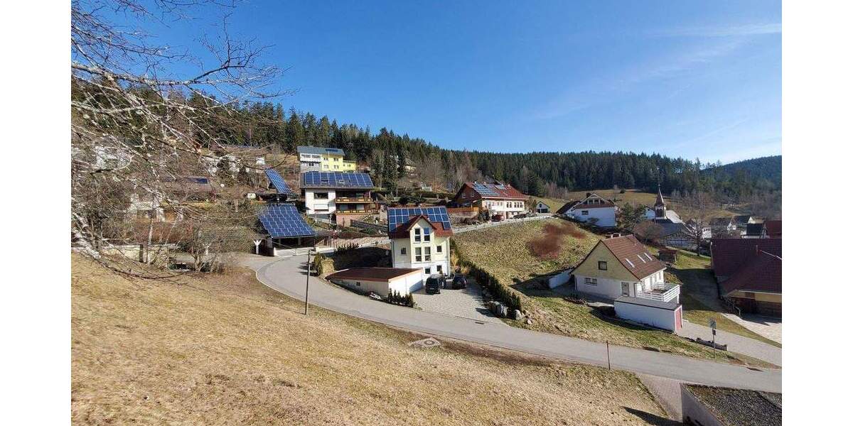Mehrfamilienhaus, Wohnhaus Vöhrenbach Hammereisenbach-Bregenbach - 8 Zimmer, 185 m&sup2;, 550.000&euro; | Angebot:25717513