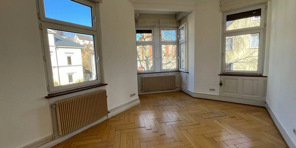 Gewerbeobjekt Rottweil - 6 Zimmer, 199 m&sup2;, 1.400&euro; | Angebot:25820683