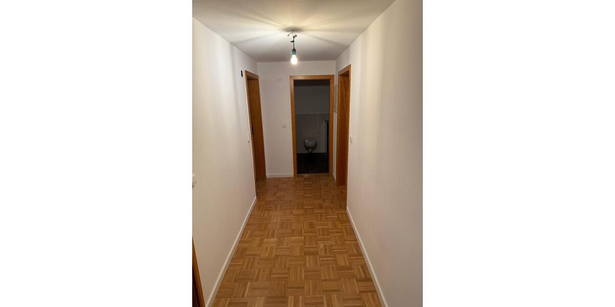 Maisonettenwohnung Villingen-Schwenningen Schwenningen - 3.5 Zimmer, 120 m&sup2;, 1.000&euro; | Angebot:25328088