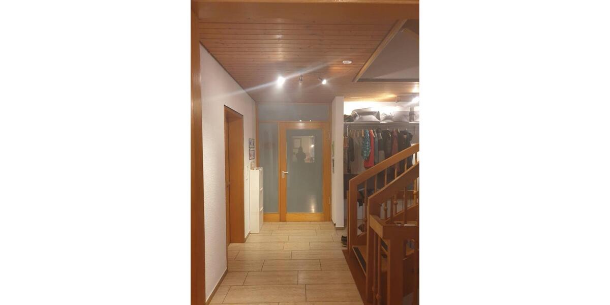 Doppelhaushälfte Oberndorf am Neckar - 5 Zimmer, 162 m&sup2;, 1.680&euro; | Angebot:24604907