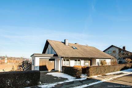 Haus Löffingen - 11 Zimmer, 262 m&sup2;, 449.000&euro; | Angebot:24467046