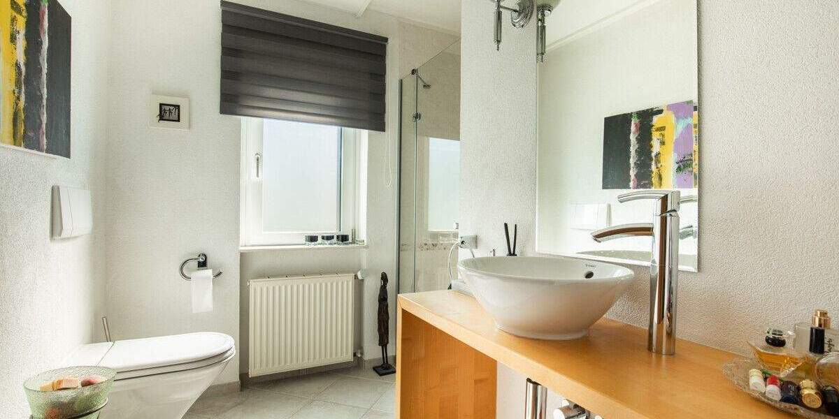 Einfamilienhaus Titisee-Neustadt Neustadt - 9 Zimmer, 230 m&sup2;, 795.000&euro; | Angebot:25835291