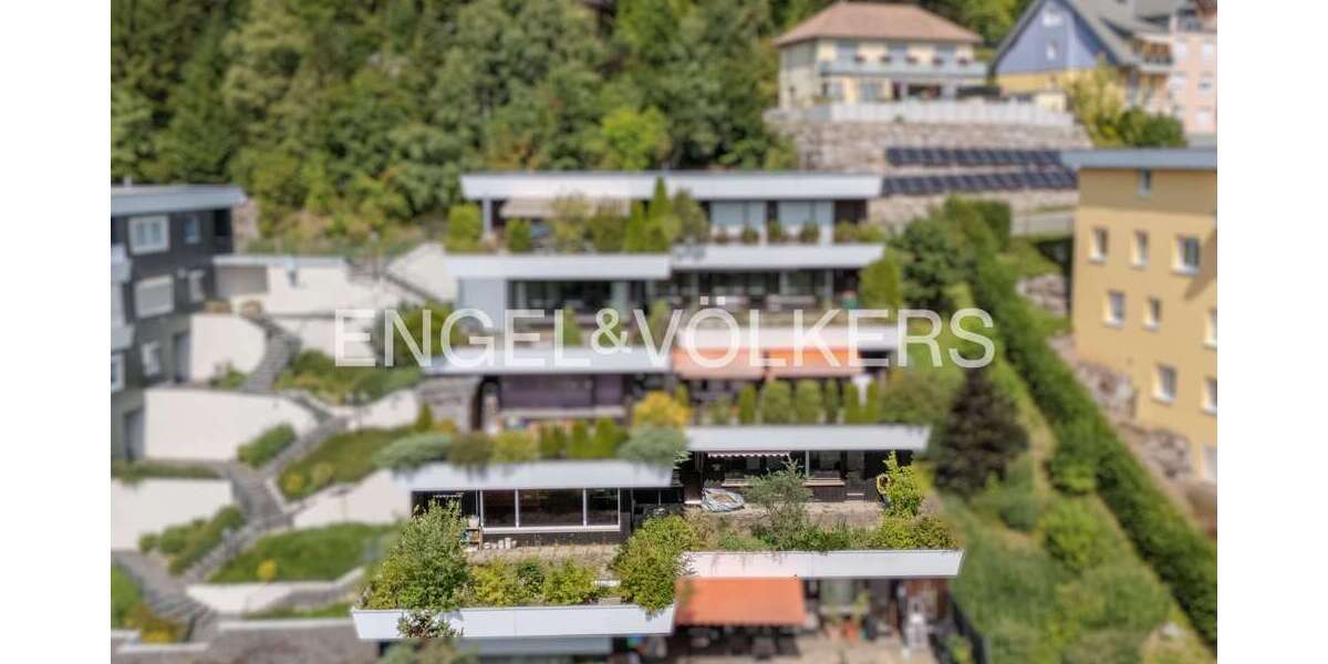Etagenwohnung Titisee-Neustadt Neustadt - 4.5 Zimmer, 134 m&sup2;, 355.900&euro; | Angebot:24821137