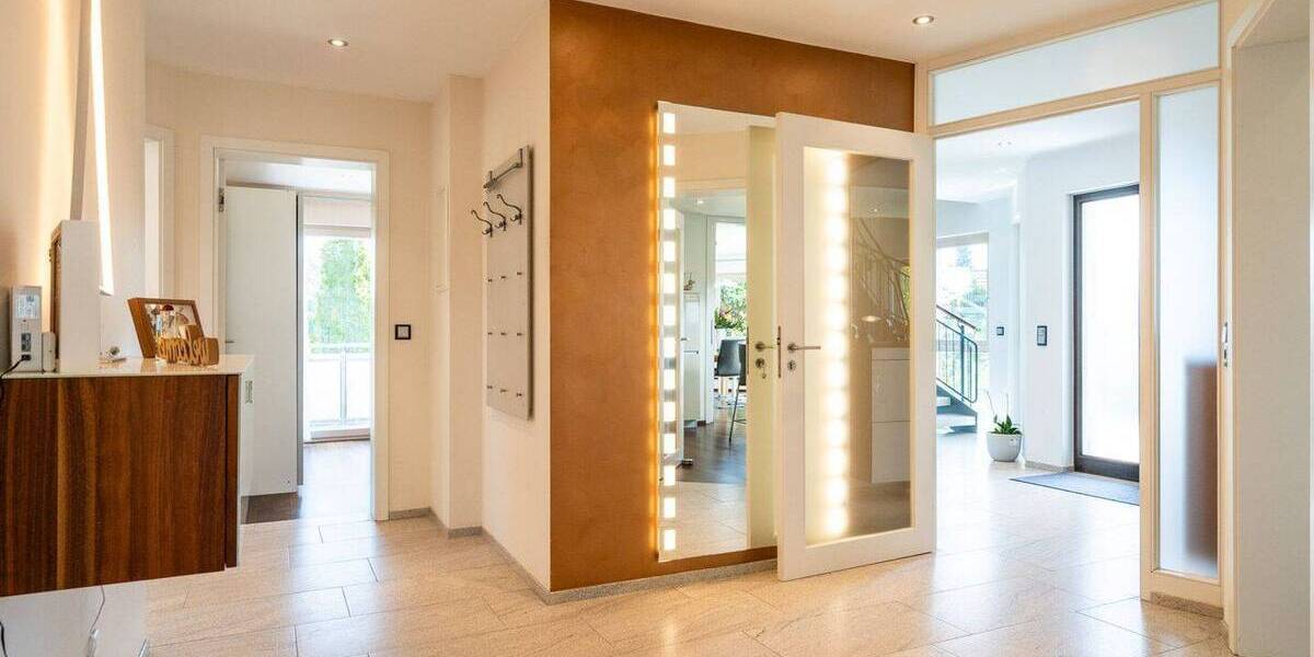 Mehrfamilienhaus, Wohnhaus Löffingen Dittishausen - 7 Zimmer, 257 m&sup2;, 999.000&euro; | Angebot:25678725