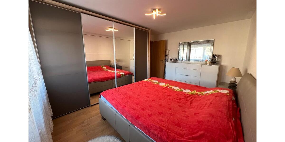 Etagenwohnung Villingen-Schwenningen Schwenningen - 4 Zimmer, 90 m&sup2;, 239.000&euro; | Angebot:25968105