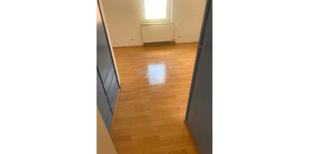 Dachgeschoßwohnung Villingen-Schwenningen Schwenningen - 2.5 Zimmer, 50 m&sup2;, 101.000&euro; | Angebot:25265665