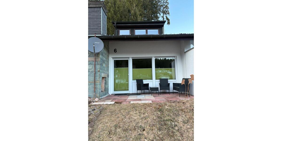 Reihenhaus Schönwald im Schwarzwald - 3 Zimmer, 82 m&sup2;, 900&euro; | Angebot:25843298