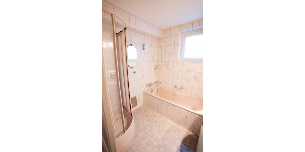 Etagenwohnung Tuttlingen - 4 Zimmer, 103 m&sup2;, 214.000&euro; | Angebot:25680280