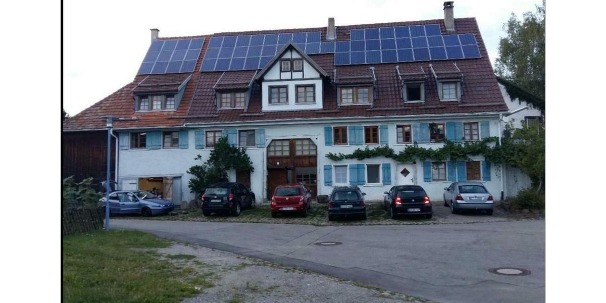 Dachgeschoßwohnung Bad Dürrheim - 2.5 Zimmer, 68 m&sup2;, 570&euro; | Angebot:25941975