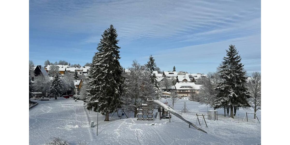 Etagenwohnung Schönwald im Schwarzwald - 3 Zimmer, 78 m&sup2;, 700&euro; | Angebot:23858872