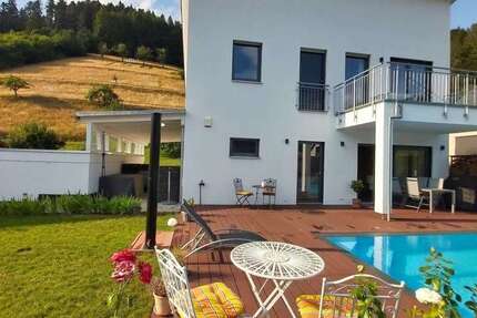 Haus Schenkenzell - 5 Zimmer, 160 m&sup2;, 680.000&euro; | Angebot:25387477