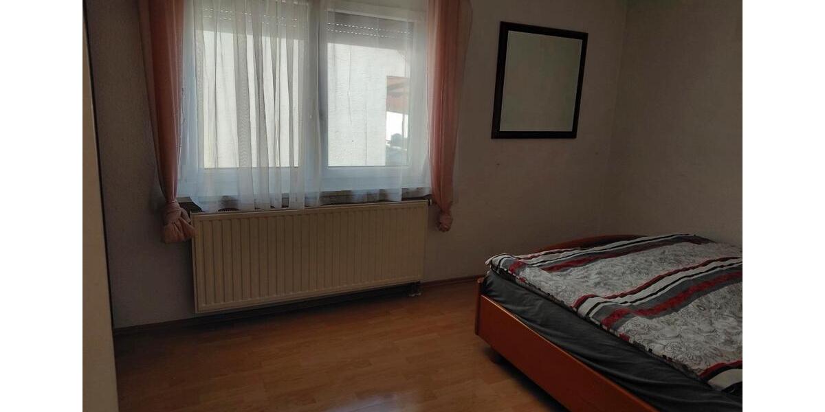 Etagenwohnung Aldingen - 4 Zimmer, 80 m&sup2;, 800&euro; | Angebot:25408319