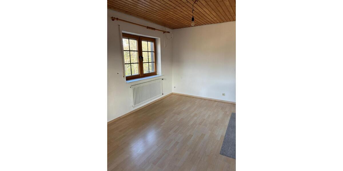 Etagenwohnung Schönwald im Schwarzwald - 1 Zimmer, 24 m&sup2;, 360&euro; | Angebot:25483431
