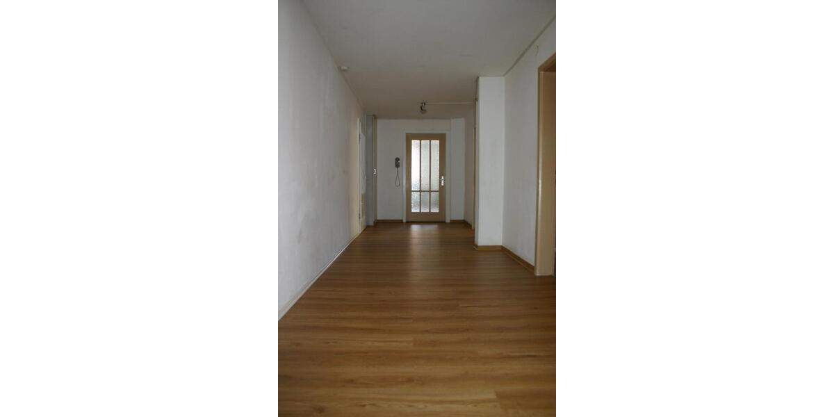 Etagenwohnung Schömberg - 5 Zimmer, 92 m&sup2;, 700&euro; | Angebot:25941982