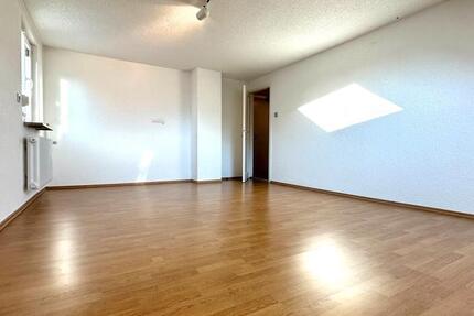 Wohnung Trossingen - 2 Zimmer, 65 m&sup2;, 720&euro; | Angebot:25328112