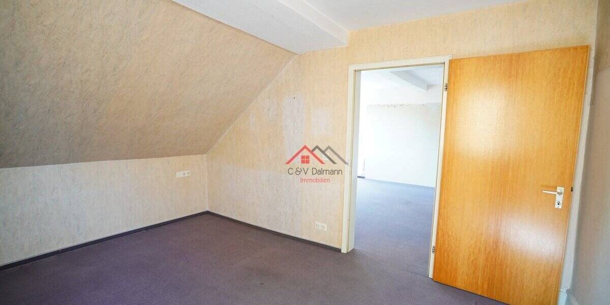 Etagenwohnung Tuttlingen - 4 Zimmer, 120 m&sup2;, 168.000&euro; | Angebot:25770900