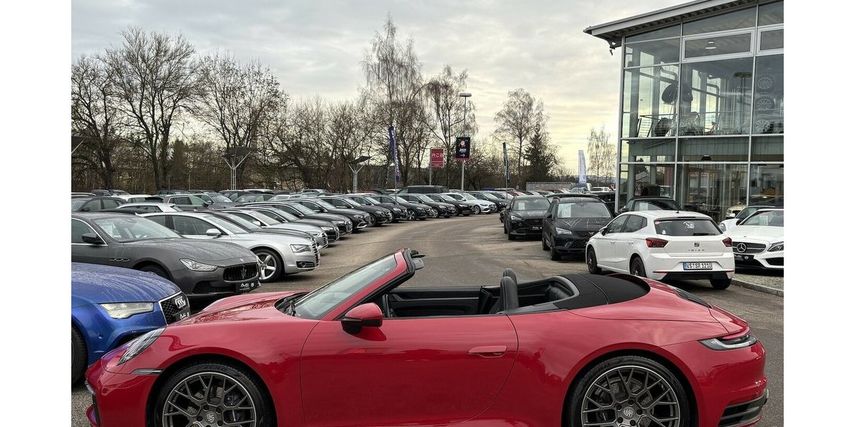 Porsche 992 911 CARRERA4/BOSE/LEDER/CHRONO/KAMERA/MEMORY 21.266 km 117.900 &euro; Villingen-Schwenningen 78054