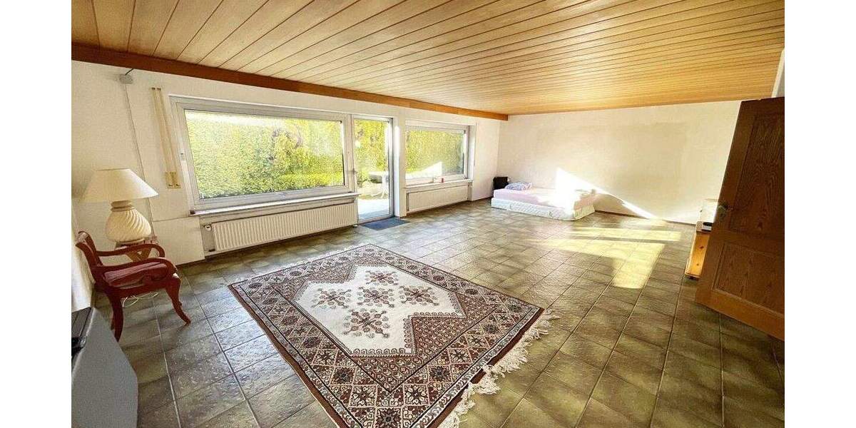 Mehrfamilienhaus, Wohnhaus Villingen-Schwenningen Villingen - 7 Zimmer, 215 m&sup2;, 559.000&euro; | Angebot:25685278