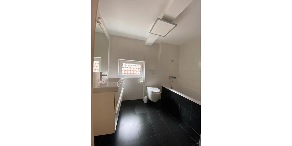 Etagenwohnung Tuttlingen - 4.5 Zimmer, 100 m&sup2;, 269.000&euro; | Angebot:23633622