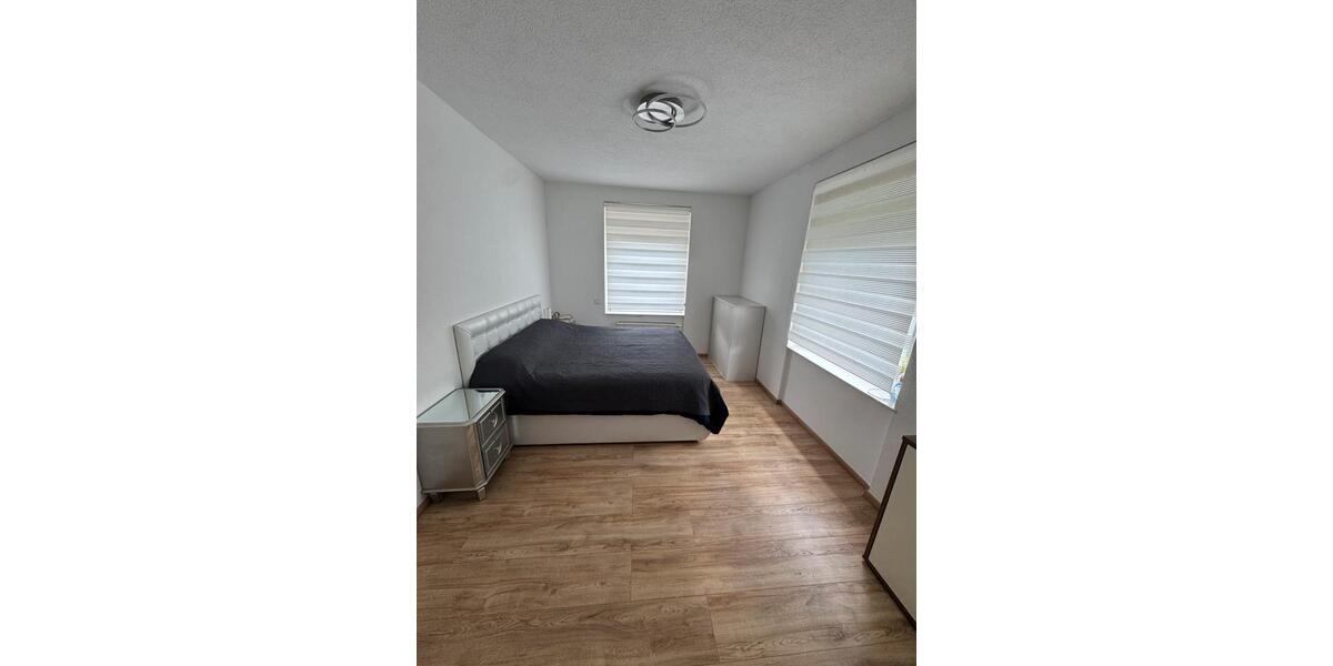 Erdgeschoßwohnung Villingen-Schwenningen Schwenningen - 3 Zimmer, 75 m&sup2;, 800&euro; | Angebot:26648253