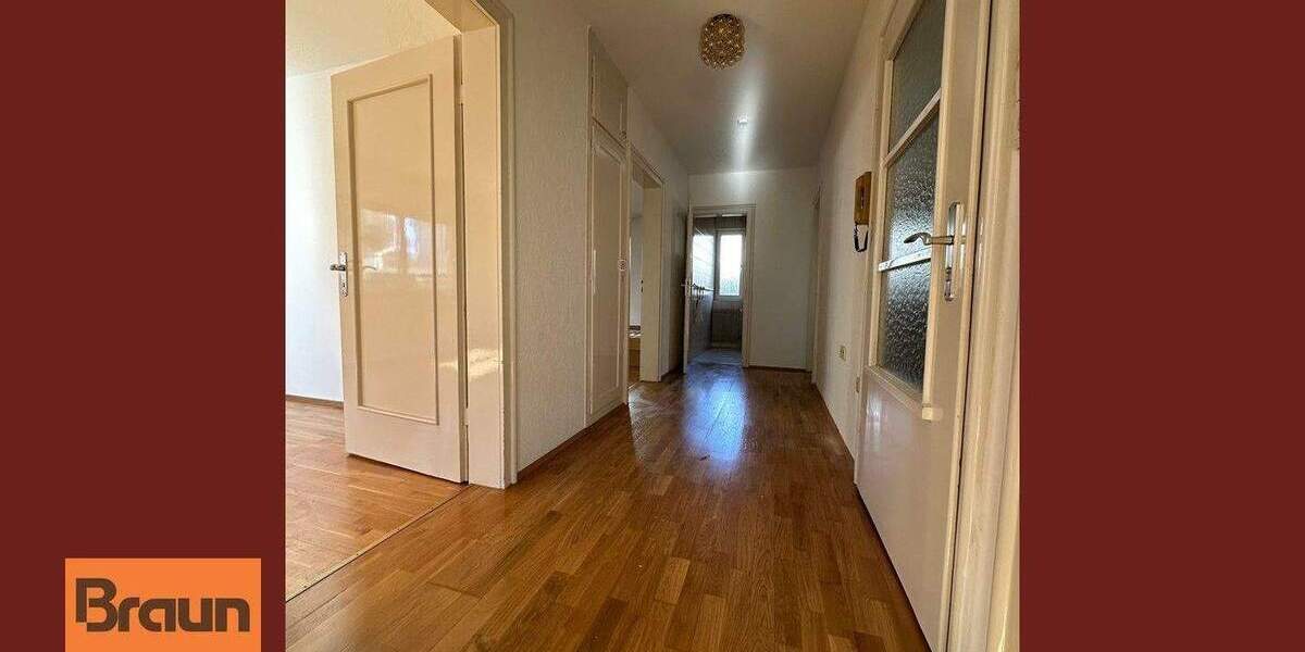 Mehrfamilienhaus, Wohnhaus Villingen-Schwenningen Schwenningen - 9 Zimmer, 214 m&sup2;, 420.000&euro; | Angebot:25862753