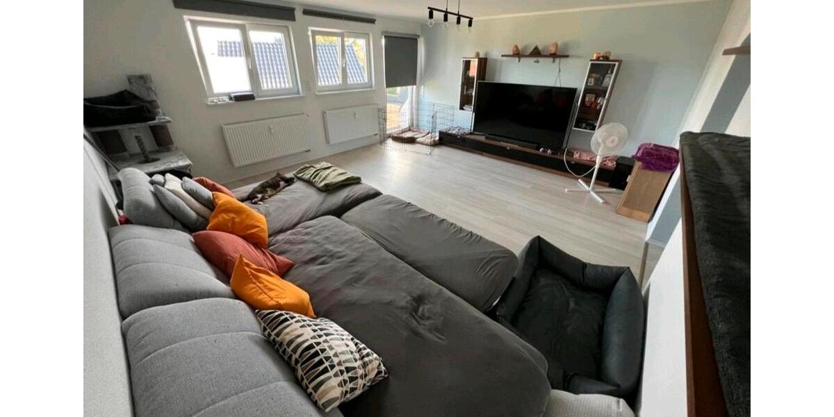 Etagenwohnung Bad Dürrheim - 4.5 Zimmer, 120 m&sup2;, 1.500&euro; | Angebot:25755996