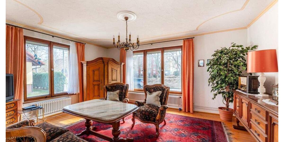 Mehrfamilienhaus, Wohnhaus Villingen-Schwenningen Villingen - 8 Zimmer, 162 m&sup2;, 369.000&euro; | Angebot:25698695