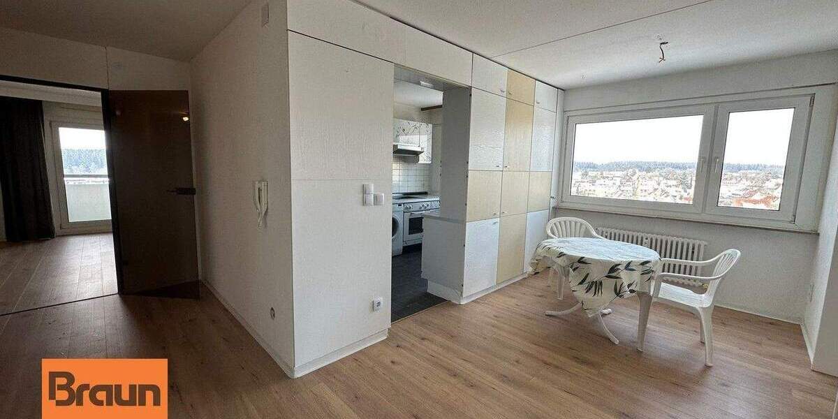 Etagenwohnung Villingen-Schwenningen Schwenningen - 4 Zimmer, 108 m&sup2;, 195.000&euro; | Angebot:25878670