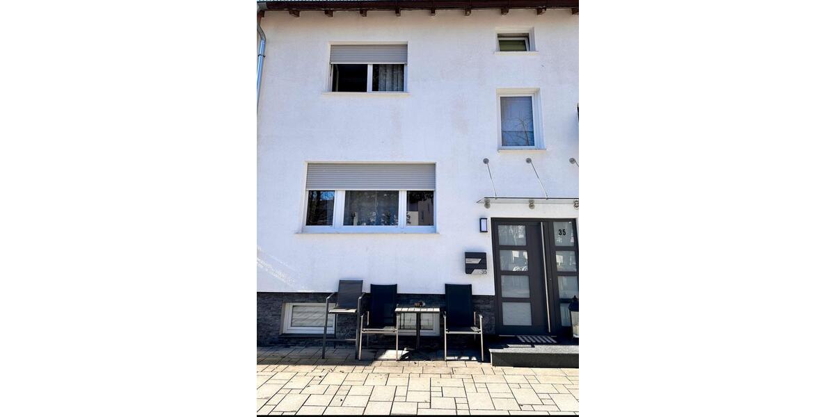 Einfamilienhaus Villingen-Schwenningen Schwenningen - 6 Zimmer, 240 m&sup2;, 395.000&euro; | Angebot:25637086