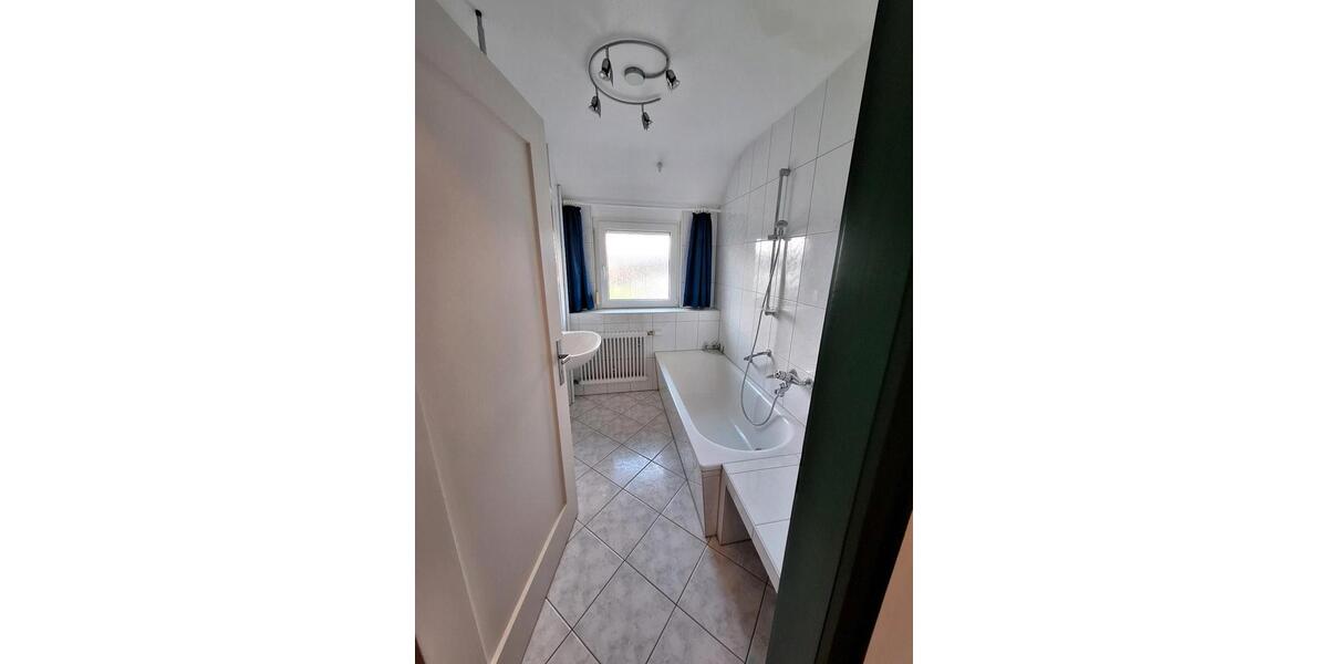 Mehrfamilienhaus, Wohnhaus Villingen-Schwenningen Schwenningen - 8 Zimmer, 202 m&sup2;, 525.000&euro; | Angebot:23593702