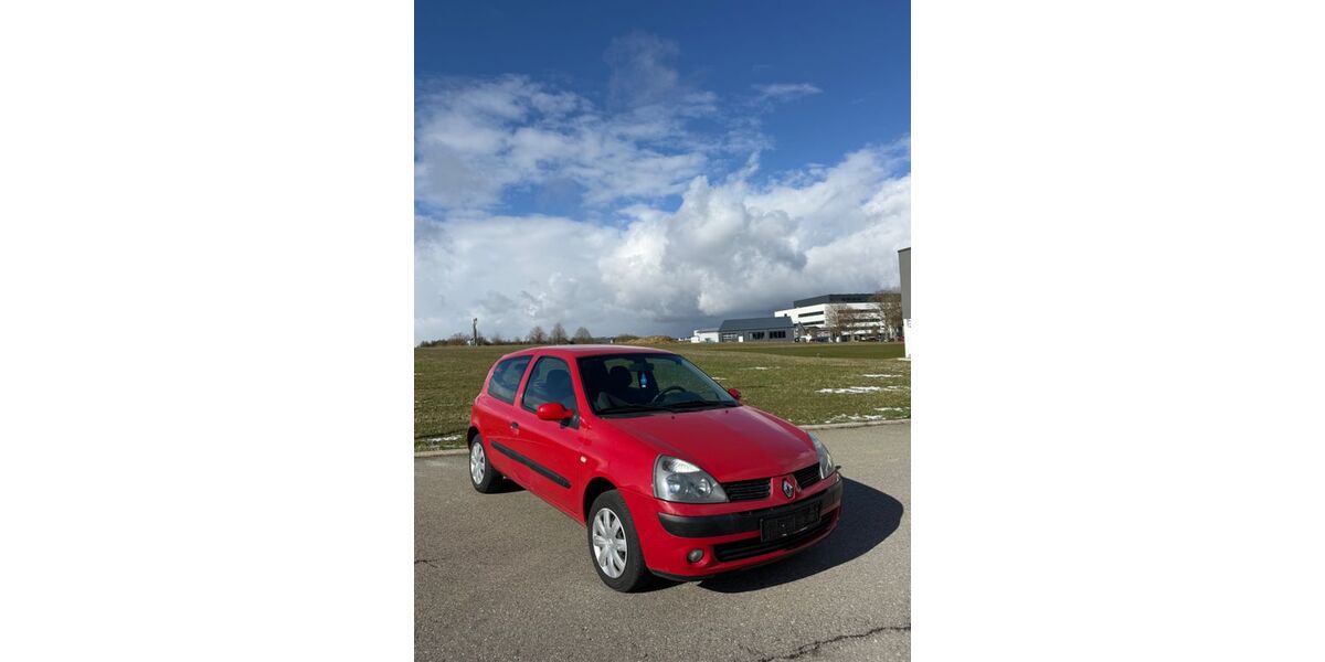 Renault Clio 194.000 km 2.250 &euro; Tuttlingen 78532