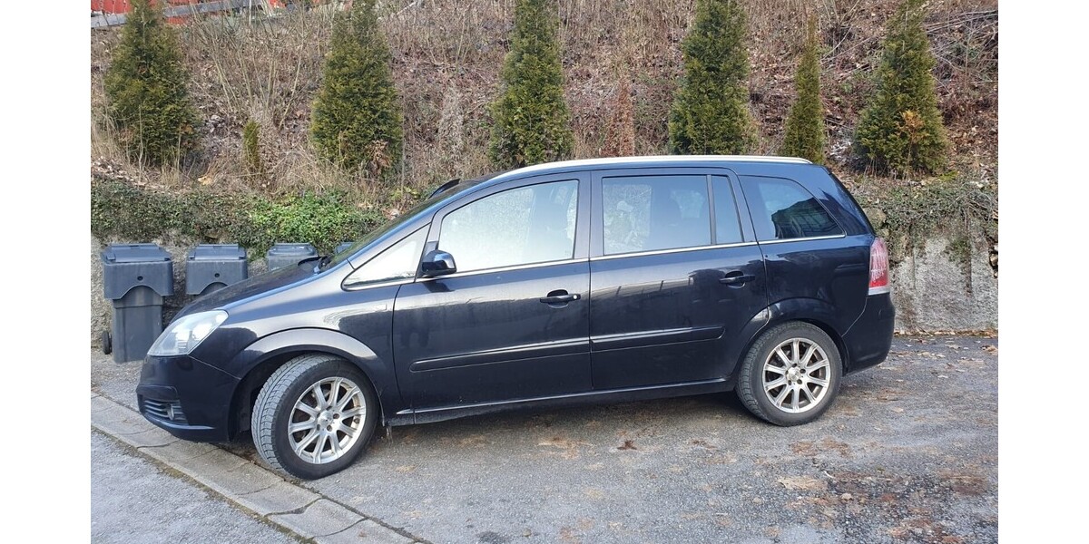 Opel Zafira 207.000 km 3.500 &euro; Hornberg 78132