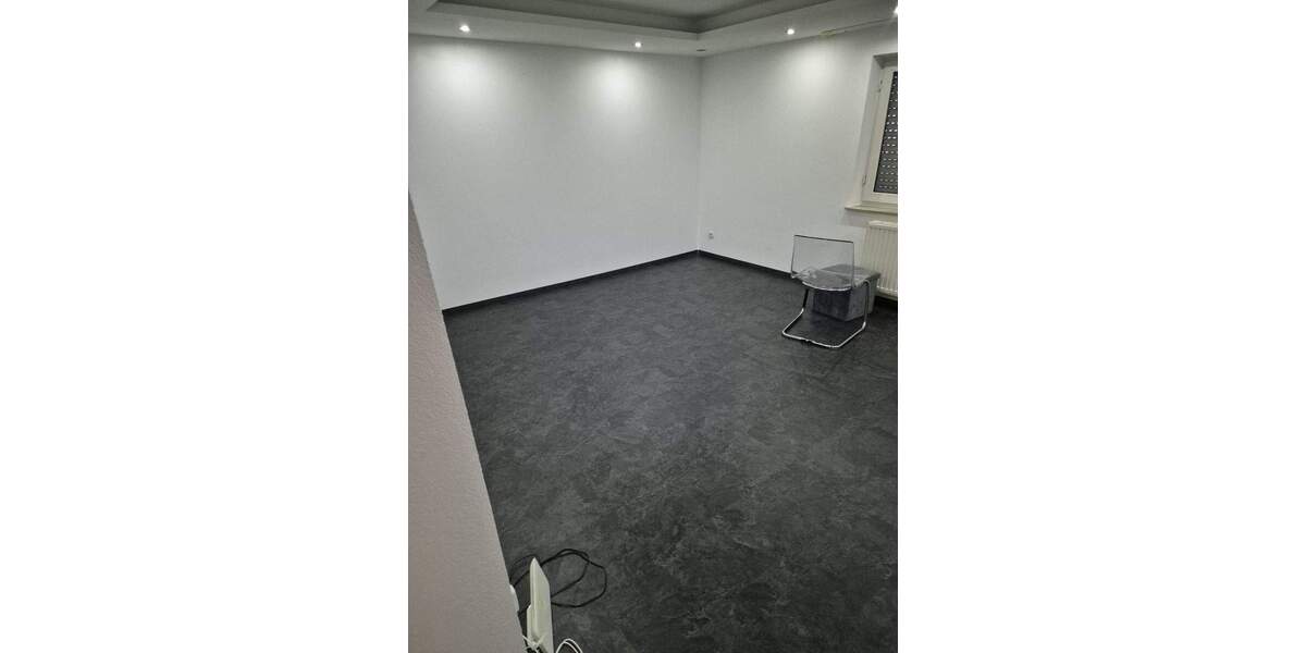 Etagenwohnung Wellendingen - 3 Zimmer, 90 m&sup2;, 950&euro; | Angebot:25678973