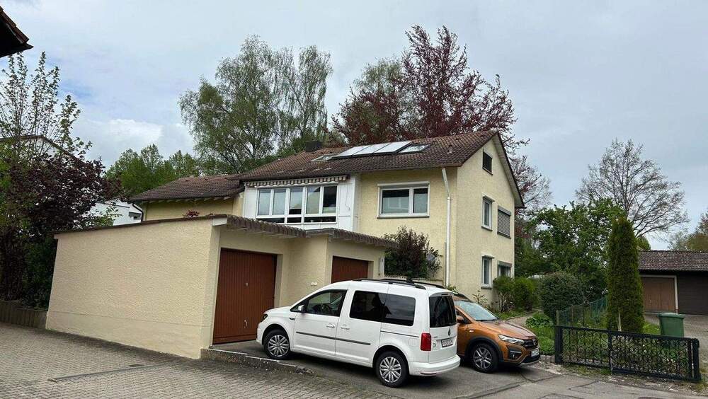 Einfamilienhaus Bad Dürrheim - 1 Zimmer, 247 m&sup2;, 980.000&euro; | Angebot:25716383