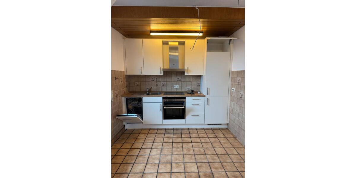 Dachgeschoßwohnung Villingen-Schwenningen Schwenningen - 2 Zimmer, 40 m&sup2;, 400&euro; | Angebot:24680750