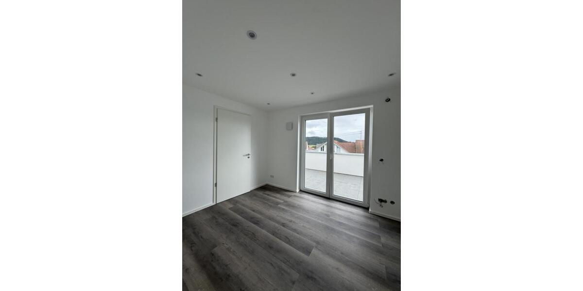 Einfamilienhaus Oberndorf am Neckar - 3 Zimmer, 119 m&sup2;, 1.450&euro; | Angebot:21386913