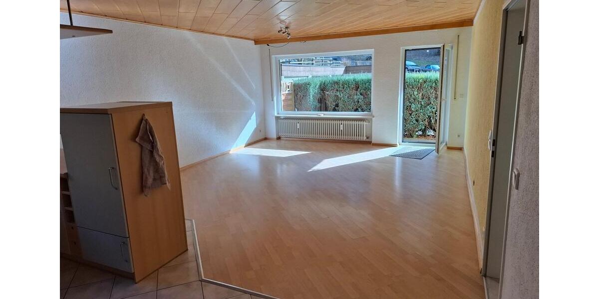 Erdgeschoßwohnung Triberg im Schwarzwald - 3.5 Zimmer, 85 m&sup2;, 680&euro; | Angebot:24806012