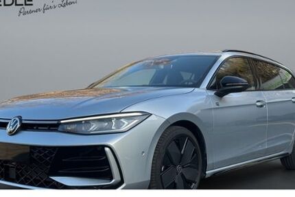 VW Passat 2.000 km 48.880 &euro; Furtwangen 78120