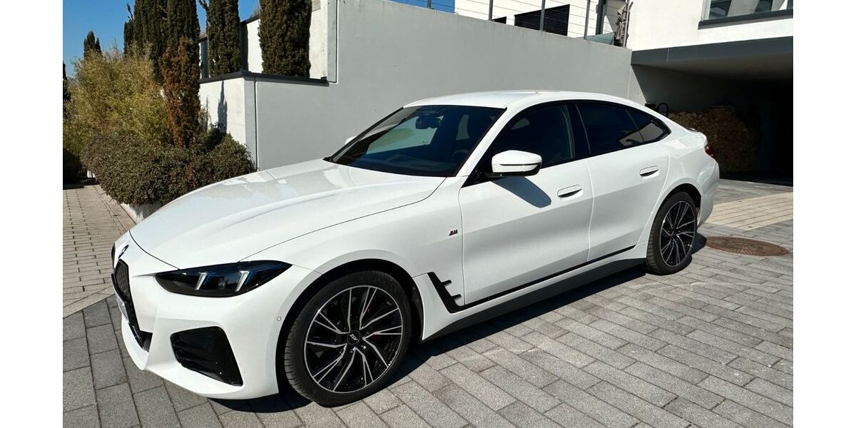 BMW i4 20.000 km 52.000 &euro; Dunningen 78655