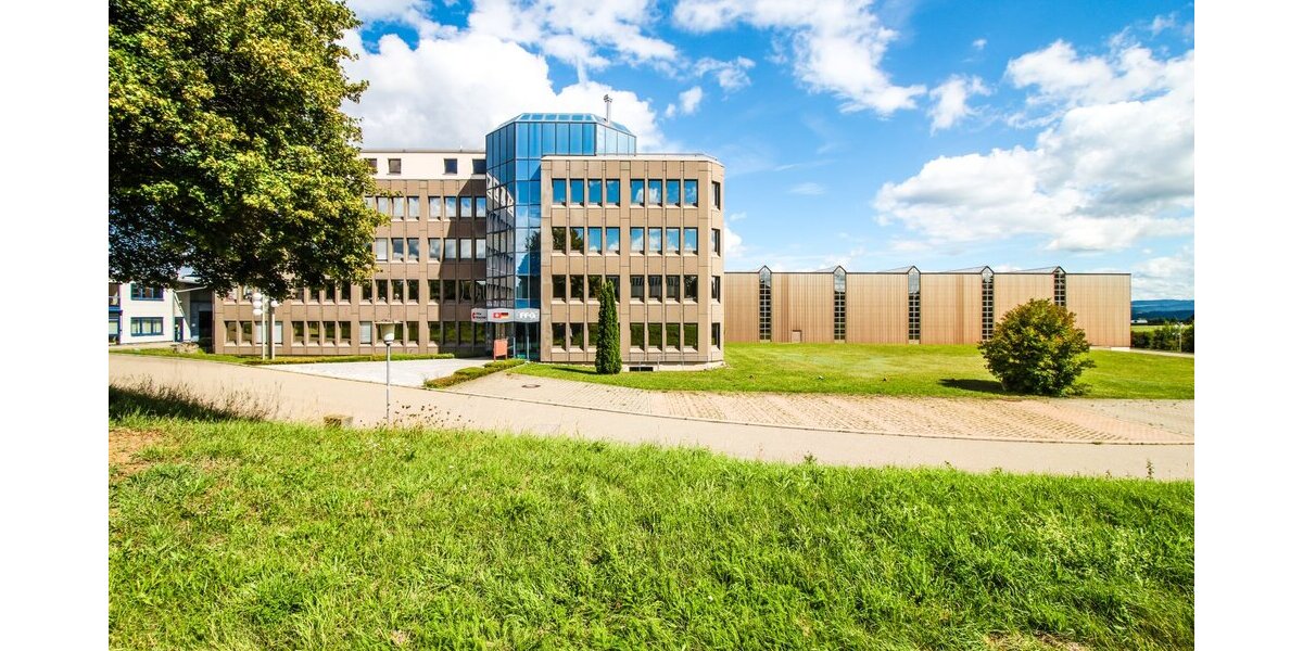 Attraktive Gewerbeimmobilie mit großer Produktionshalle & Büroflächen - Teilflächen möglich! - Gewerbeobjekt Zimmern | Angebot:22442116