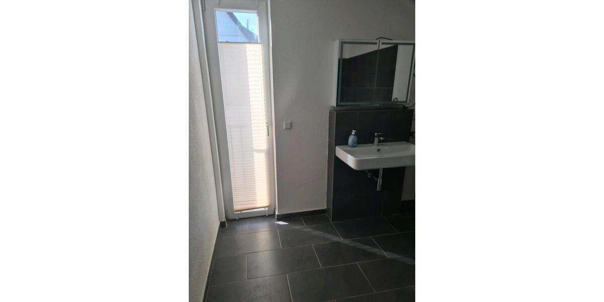 Erdgeschoßwohnung Villingen-Schwenningen Schwenningen - 3 Zimmer, 86 m&sup2;, 1.000&euro; | Angebot:25844616