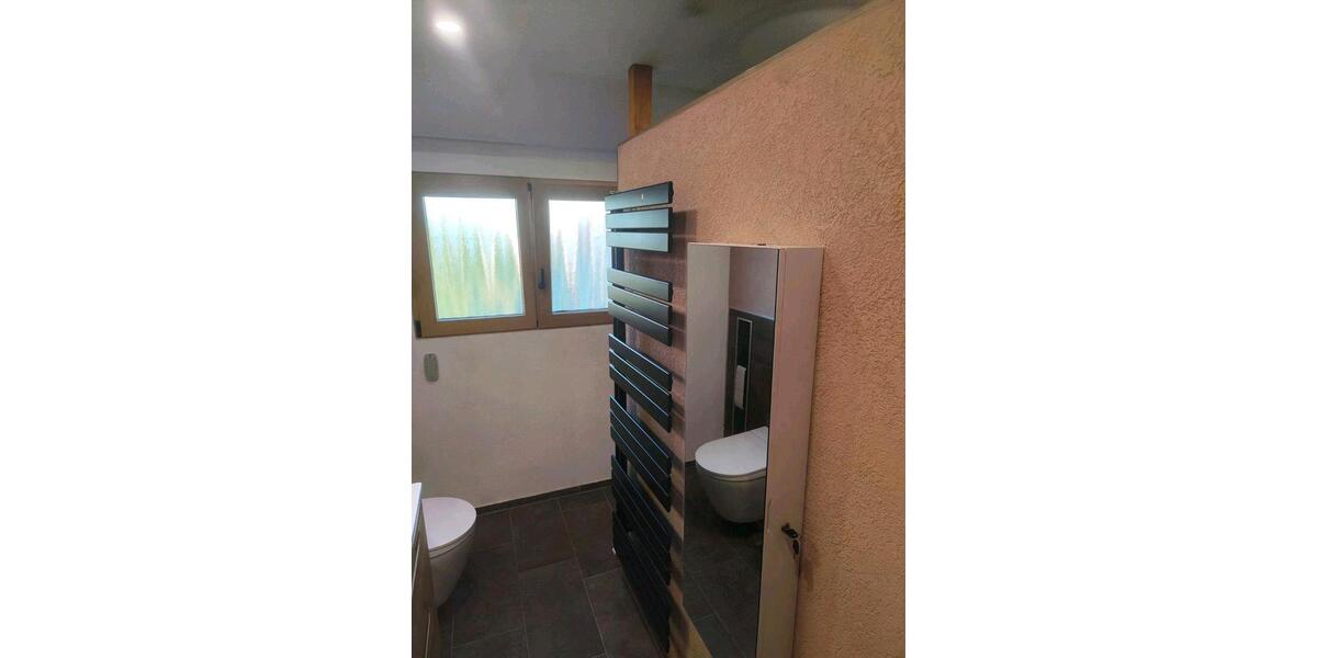Dachgeschoßwohnung Wutach - 4 Zimmer, 107 m&sup2;, 320.000&euro; | Angebot:27236079