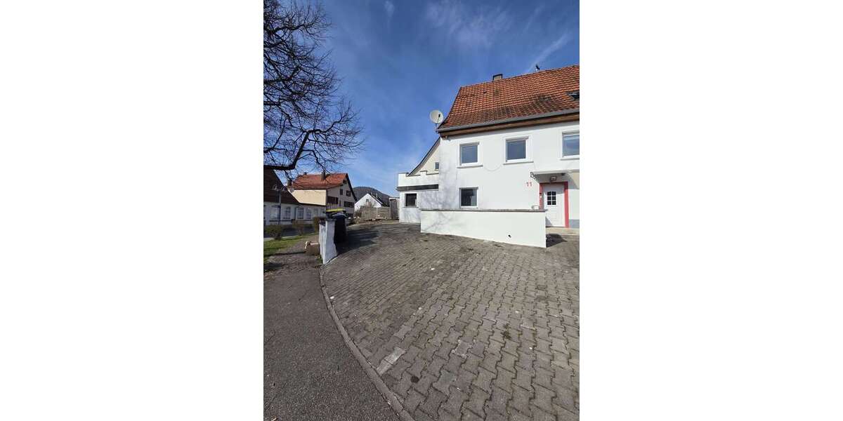Einfamilienhaus Dürbheim - 5 Zimmer, 140 m&sup2;, 119.000&euro; | Angebot:25904898