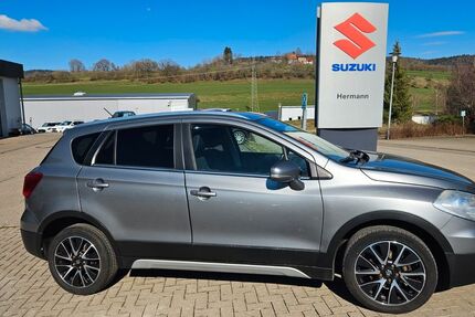 Suzuki (SX4) S-Cross 217.400 km 6.800 &euro; Seitingen-Oberflacht 78606