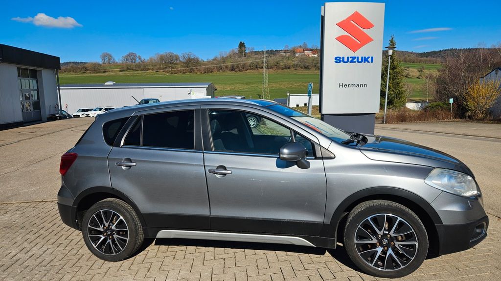 Suzuki (SX4) S-Cross 217.400 km 6.800 &euro; Seitingen-Oberflacht 78606