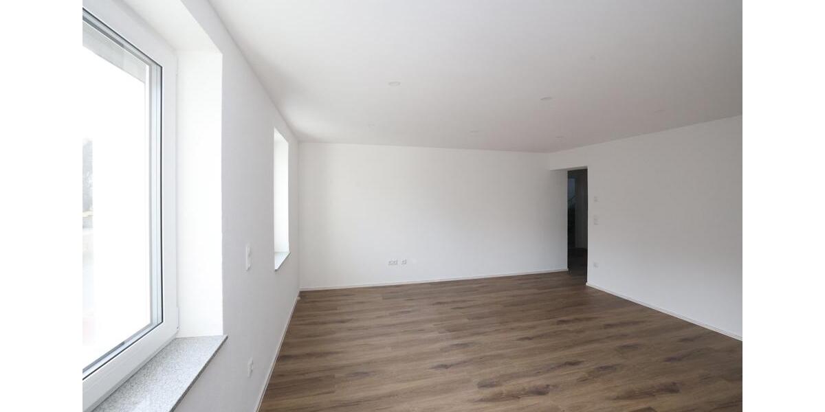 Etagenwohnung Tuttlingen - 3 Zimmer, 90 m&sup2;, 950&euro; | Angebot:25856651