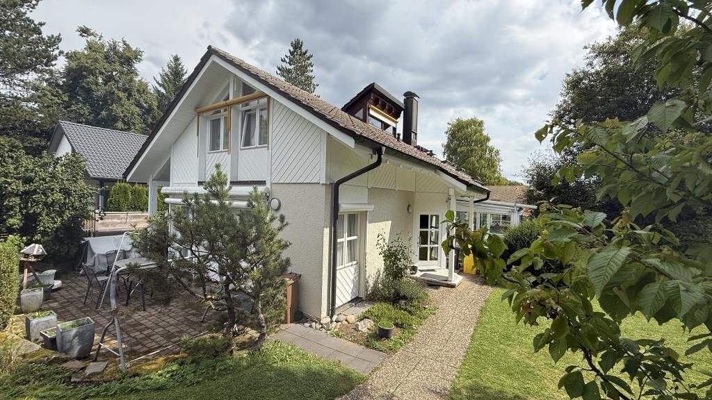 Mehrfamilienhaus, Wohnhaus Villingen-Schwenningen Villingen - 3 Zimmer, 130 m&sup2;, 460.000&euro; | Angebot:25701105