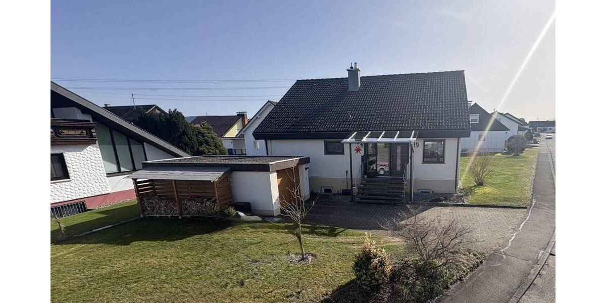 Einfamilienhaus Schömberg - 5 Zimmer, 110 m&sup2;, 379.000&euro; | Angebot:26037491