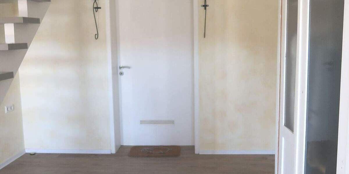 Reihenhaus Oberndorf am Neckar Oberndorf - 3 Zimmer, 67 m&sup2;, 189.000&euro; | Angebot:25670147