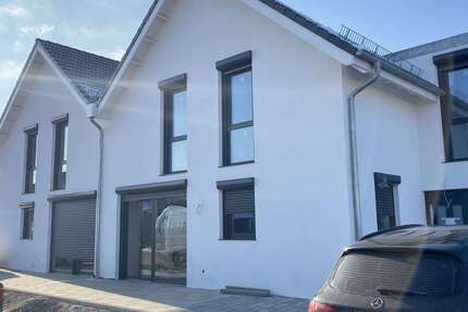 Haus Zepfenhan Zepfenhan - 5 Zimmer, 104 m&sup2;, 399.000&euro; | Angebot:23741353